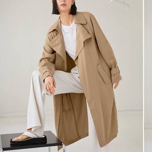 Aritzia Babaton Lawson Trench